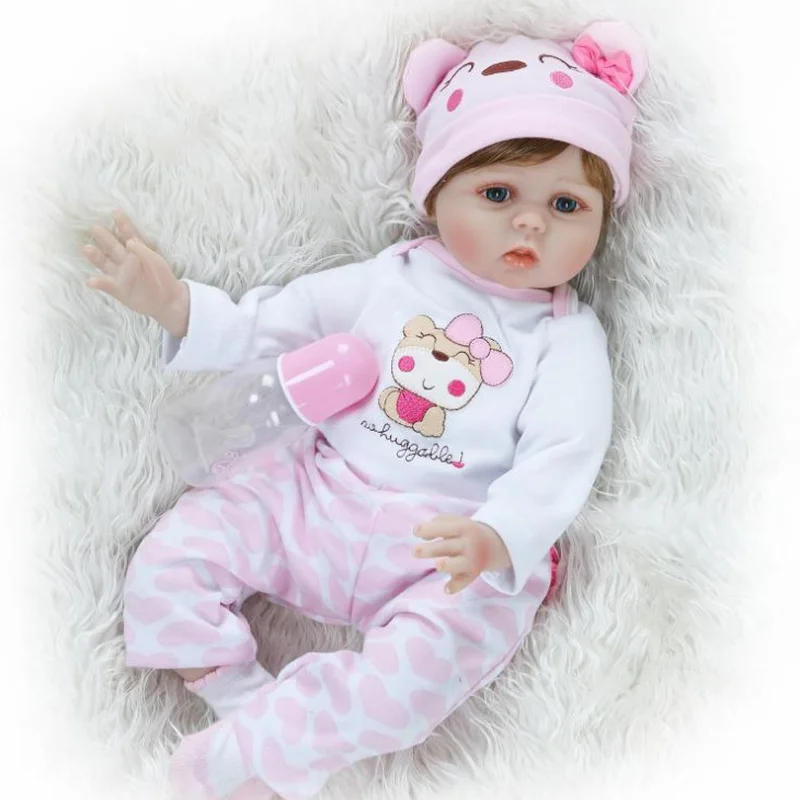 55 см Имитативната Кукла-бебе от Мек силикон, Приятна за кожата и удобна Ранна Детска играчка за игри и ранно образование