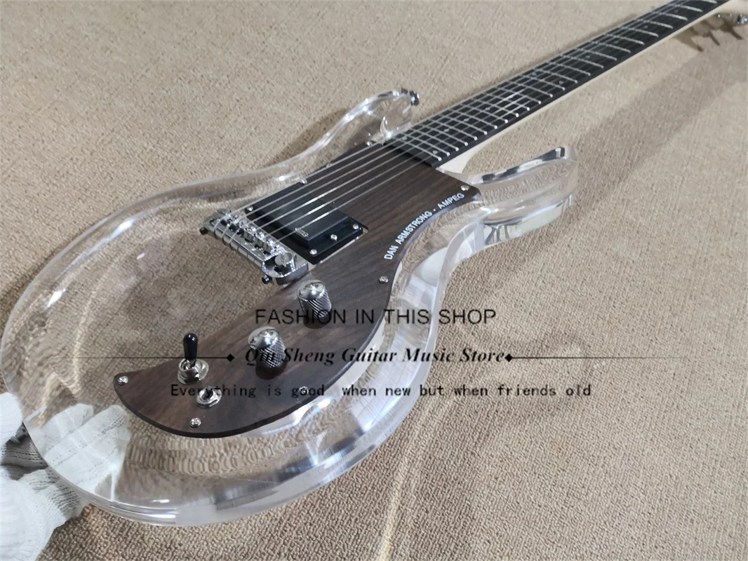 6-струнен електрическа китара, Прозрачен акрилен корпус, Хастар от палисандрово дърво, хастар от палисандрово дърво, Хром мост