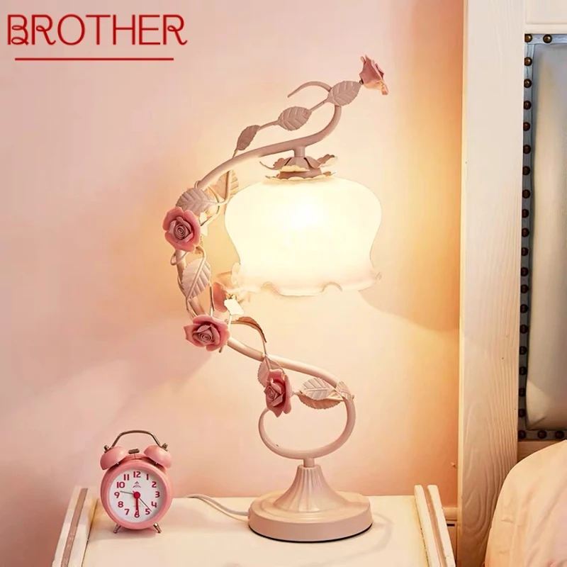BROTHER Модерна Настолна Лампа Креативен Дизайн на Led Стъклена Настолна Лампа Модерен Керамичен Цветен Декор За Дома, Хол, Спалня, Прикроватной нощни Шкафчета