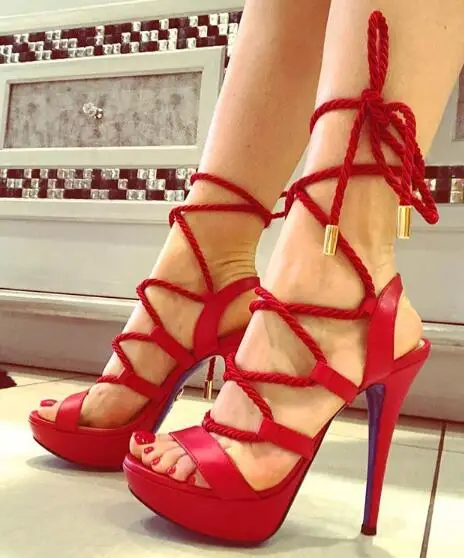 Moraima Snc/Обувки на висок ток с отворени пръсти, Червени Кожени Сандали на тънък ток, с шнур, секси сандали-гладиатори с изрезки, Рокля на Ток