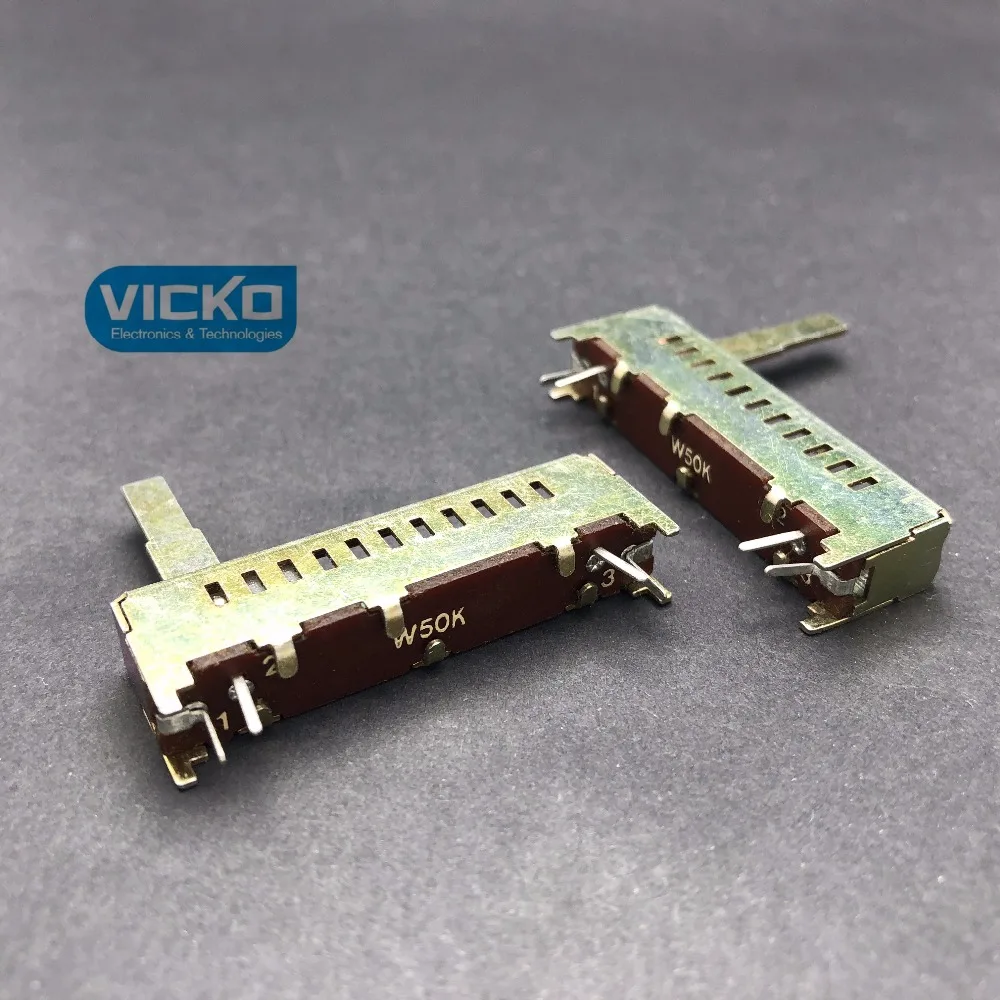 [VK] Тайван АЛФА 4,5 см, 45 мм подвижен потенциометър W50k стъпка ос 20 мм притискателния ключ