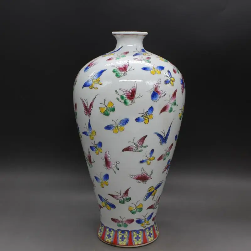 Антични порцеланова ваза QingDynasty, Пастельная бутилка с пеперуда, Ръчно рисувани, Украса, Събиране и Украса, Безплатна доставка