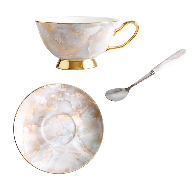 Благородна утайка от Чаша от костен порцелан с блюдцем впечатлява със своя бохемски Стил, Позлатен Комплект Чаши за приготвяне на еспресо с лъжичка, 200 Мл