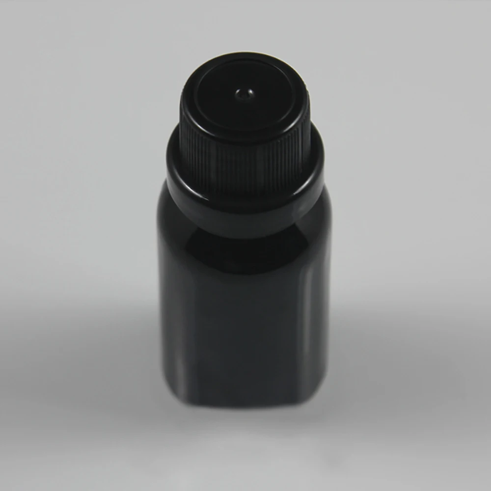 Висококачествена стъклена бутилка с обем от 15 ml, Лъскава черна бутилка с черна пластмасова капачка на винт в наличност