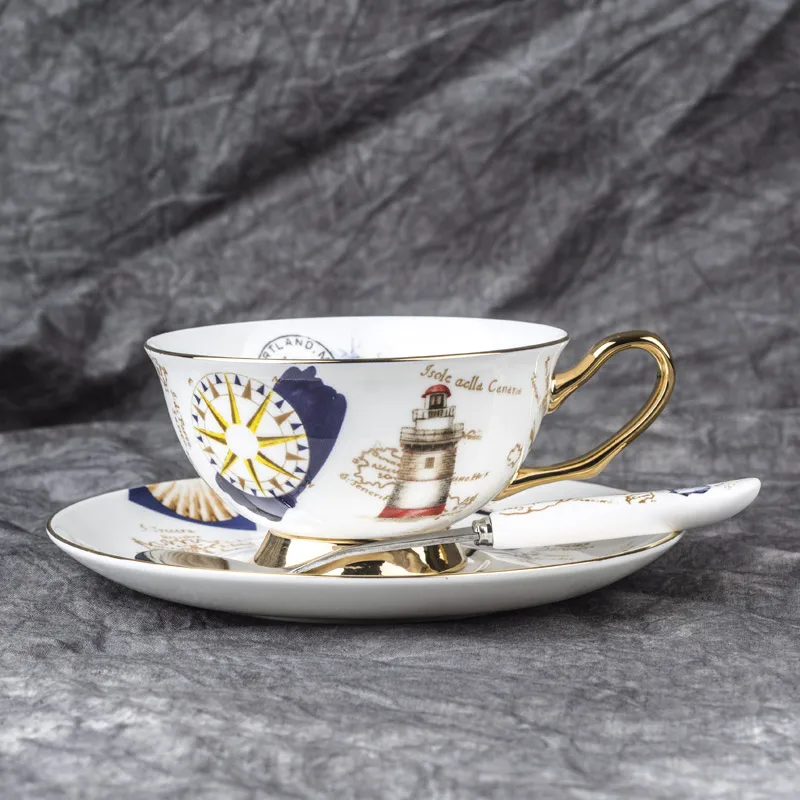 Европейският керамичен комплект чаши кафе на креативна английската чаена чаша керамична червена чаена чаша чаша следобеден чай