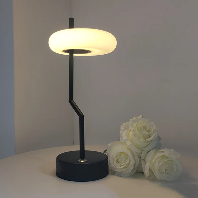 Италианската Дизайнерска Настолна Лампа нощна светлина Преносим Безжичен Сензорен Акумулаторна Декор USB Лампа Нощна Лампа Бар Атмосфера Лампа