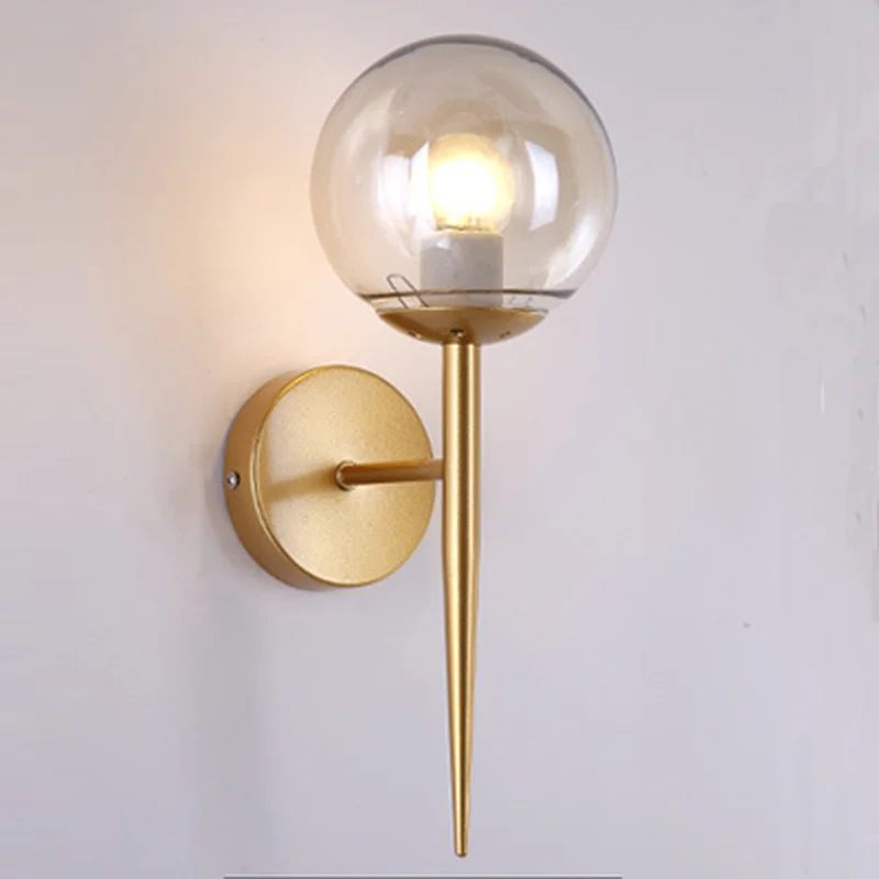 Кратка Модерна Стенни Лампа За Прикроватной Нощни Шкафчета Със Стъклени Абажуром С Една Светлина Златното Стенни Аплици Креативен Дизайн На Антре Светлина