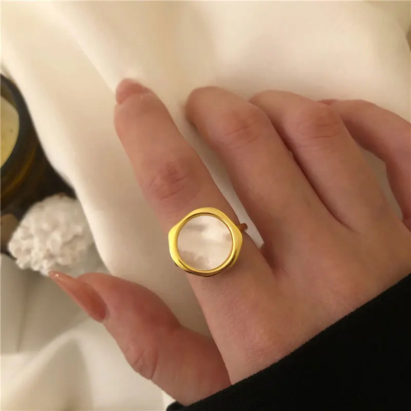 Ново сребърно кръгло геометрично нарушения на сърдечния пръстен прост INS уникален дизайн стръмни бижута във формата на миди бижутата