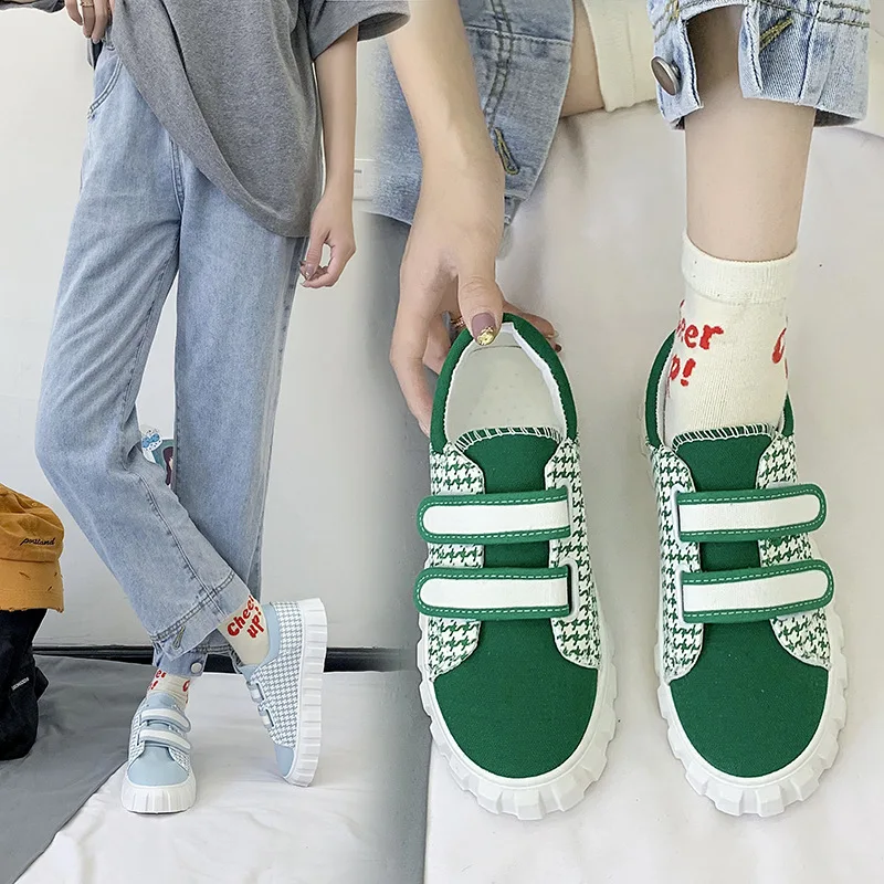 Сладки бели Парусиновые обувки; Дамски летни обувки на дебела подметка; Новост 2022 г.; Тънки Студентски Ежедневни Обувки; Дамски Модни Парусиновая обувки на платформа